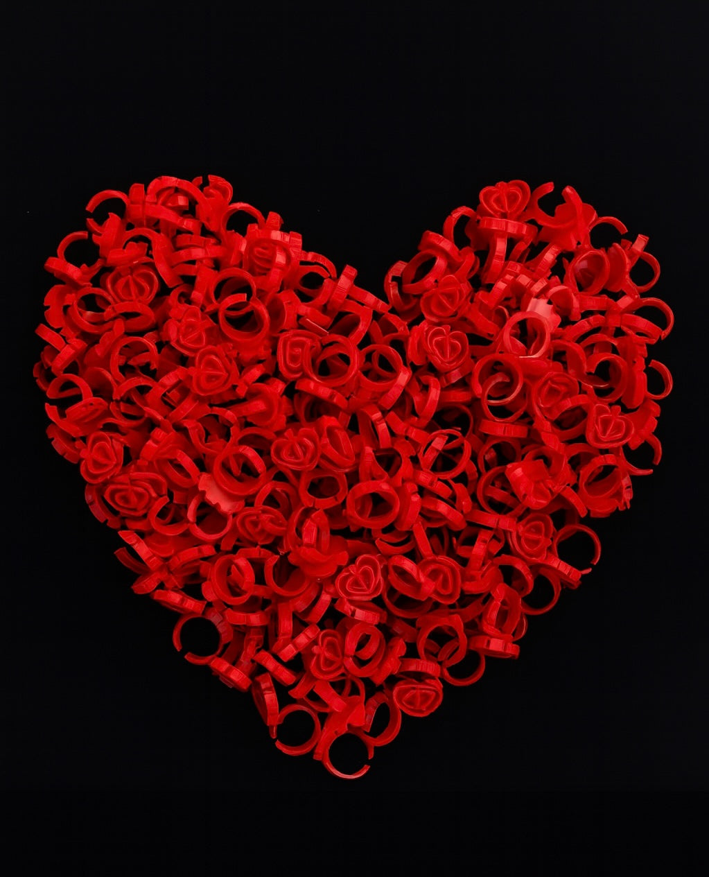 Red glue rings